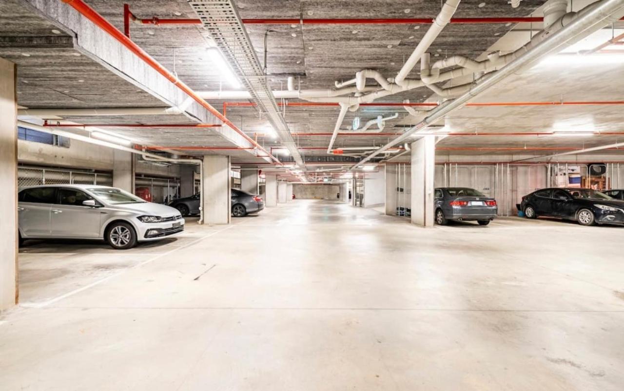 Modern Close To Uni And Hospital